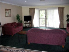 Beaches Serviced Apartments - Holiday Sunshine Coast 4