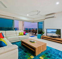 Beachlife Sea Breeze Luxury  Apartment Harbour Views - Sunshine Coast Tourism