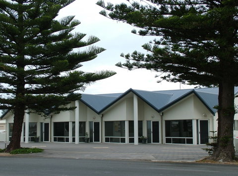 Beachport Caravan Park - Sunshine Coast Tourism 8