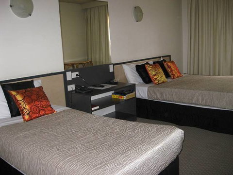Belconnen Way Motel & Serviced Apartments - Sunshine Coast Tourism 2