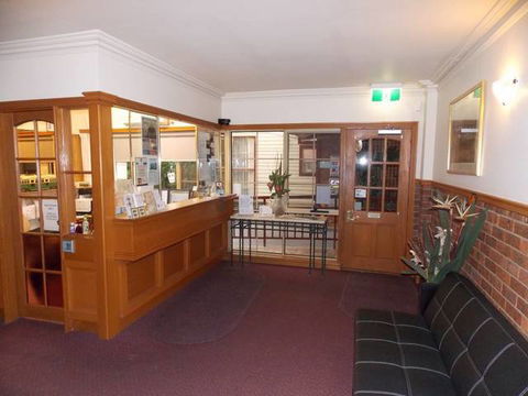 Bell Motor Inn - Holiday Sunshine Coast 1