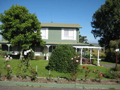 Benaway Cottages - Holiday Sunshine Coast 0