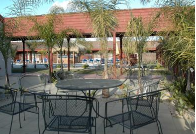 Quality Hotel Lakeside - Sunshine Coast Tourism 1