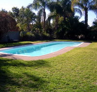 Billabong Motel - Sunshine Coast Tourism