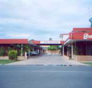 Biloela Centre Motel  Grevillea Steakhouse  Bar - Holiday Sunshine Coast