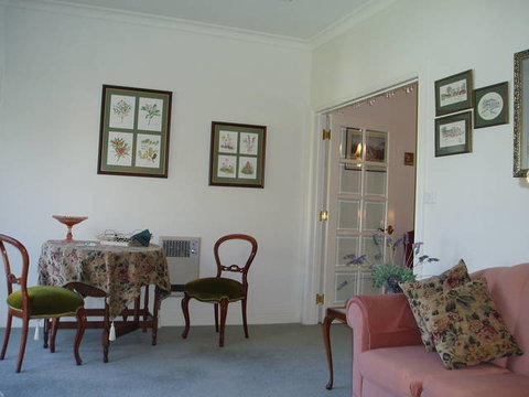 Birchwood Devonport Self Contained Self Catering Accommodation - Sunshine Coast Tourism 2