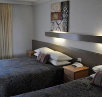 Black Dolphin Resort Motel - Sunshine Coast Tourism