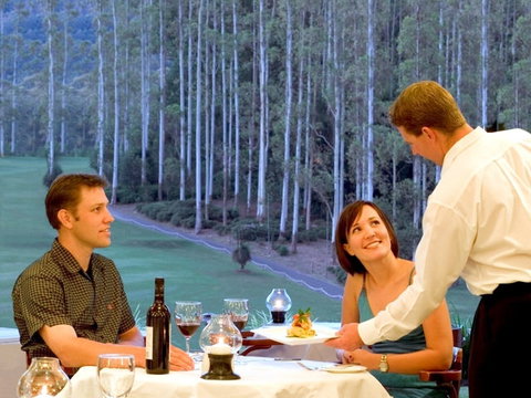 Bonville Golf Resort - Sunshine Coast Tourism 2