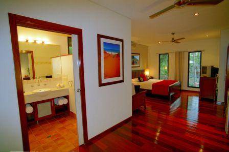 BroomeTown Boutique Accommodation - Sunshine Coast Tourism 1