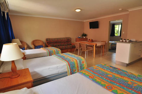 Browns At Broadbeach - Sunshine Coast Tourism 7