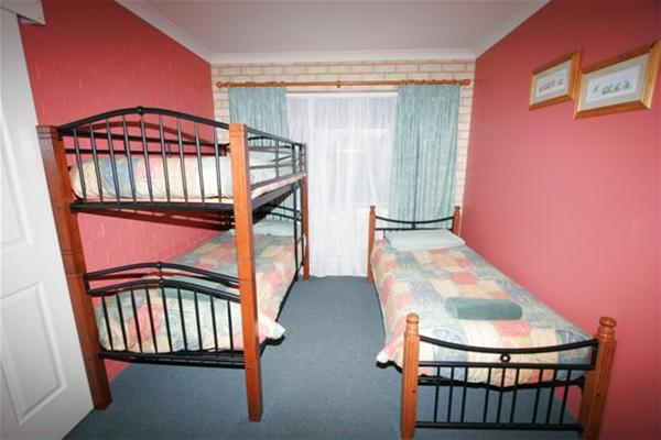 Busselton Villas And Caravan Park - Sunshine Coast Tourism 2