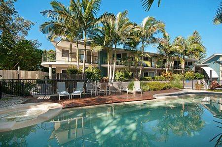 Byron Beachcomber Resort - Sunshine Coast Tourism 1