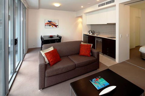 Cairns Luxury Apartments - Sunshine Coast Tourism 3