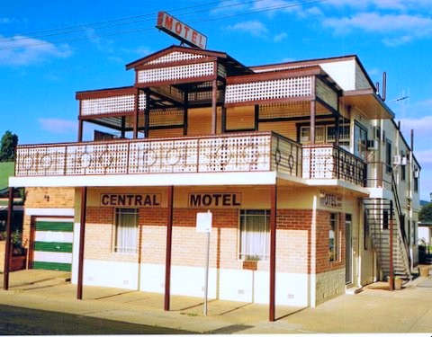 Central Motel - Sunshine Coast Tourism 0