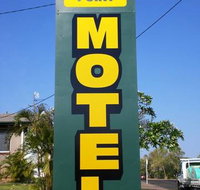 Central Point Motel - Holiday Sunshine Coast