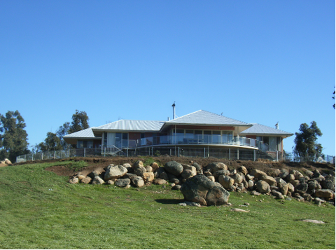 Chuckem Farmstay And Bed & Breakfast - Sunshine Coast Tourism 0