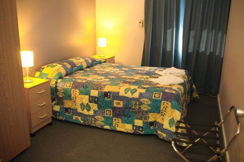 City Stay Apartment Hotel - Sunshine Coast Tourism 1