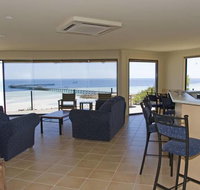 Cliff House Beachfront Villas - Sunshine Coast Tourism