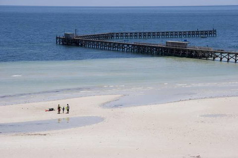 Cliff House Beachfront Villas - Sunshine Coast Tourism 2