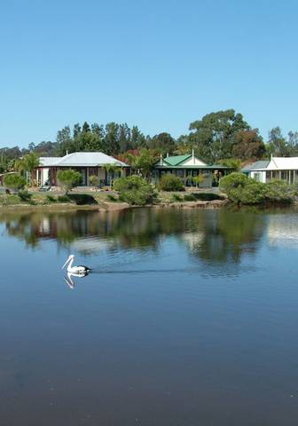 Coachhouse Marina Resort - Sunshine Coast Tourism 0