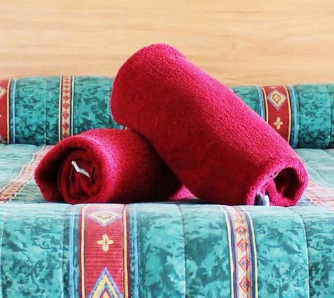 Colonial Court Motor Inn - Sunshine Coast Tourism 6