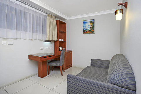 Comfort Inn And Suites Burwood - Sunshine Coast Tourism 6