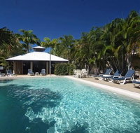 Comfort Inn  Suites Trinity Beach Club