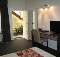 Prince of Wales Motor Inn - Holiday Sunshine Coast