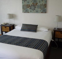 Coonawarra Motor Lodge Motel - Holiday Sunshine Coast