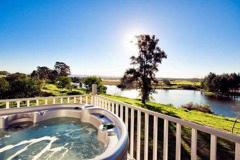 Cornwallis House - Sunshine Coast Tourism 2