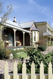 Country Comfort Armidale - Sunshine Coast Tourism 2