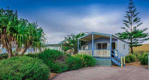 Crescent Head Holiday Park - Sunshine Coast Tourism 0