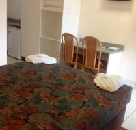 Demi View Motel - Sunshine Coast Tourism