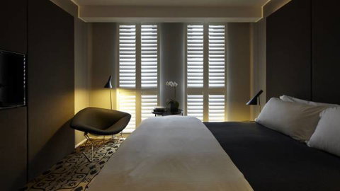 Burbury Hotel - Sunshine Coast Tourism 3