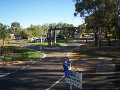 Balranald Caravan Park - Sunshine Coast Tourism 7