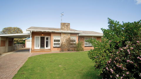 Hussey - Sunshine Coast Tourism 0