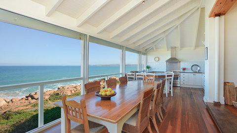 St Helens - Sunshine Coast Tourism 0