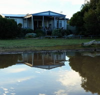 Frangipani Cottage - Sunshine Coast Tourism