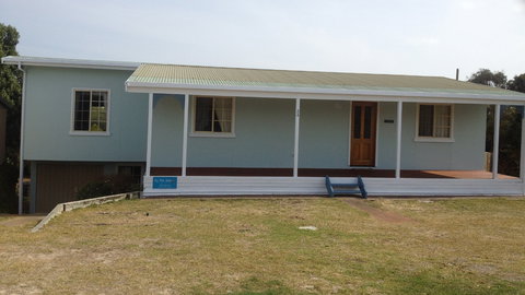 The Castle - Sunshine Coast Tourism 0