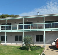 Pine Lodge - Holiday Sunshine Coast