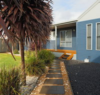 BLUE FIN part of BLUE FIN HOLIDAY HOMES - Sunshine Coast Tourism