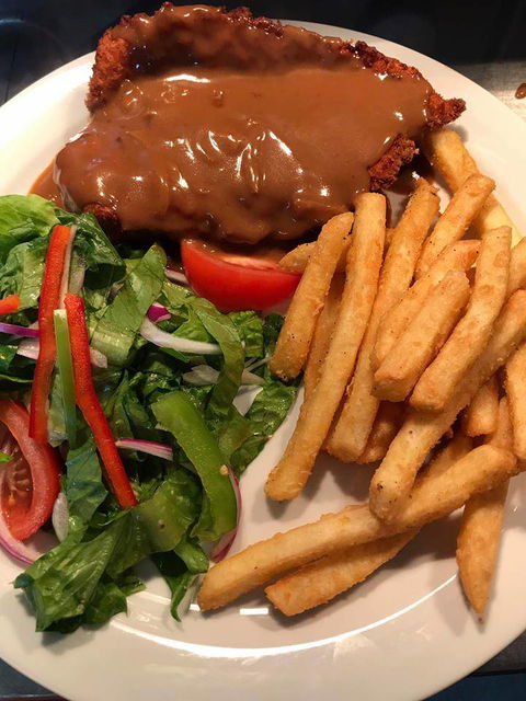 JJs Bar & Steakhouse - Holiday Sunshine Coast 4