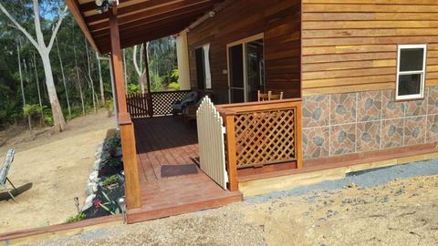 Ashtons Eco Retreat - Holiday Sunshine Coast 2