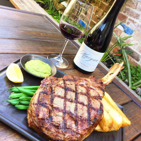 The Burwood Inn - Sunshine Coast Tourism 0