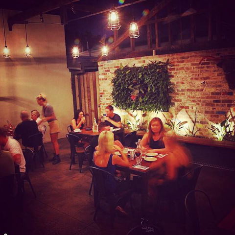 The Burwood Inn - Sunshine Coast Tourism 2