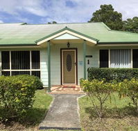 Obadiah Country Cottages - Sunshine Coast Tourism