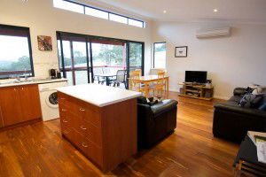 Karrak Reach Forest Retreat - Sunshine Coast Tourism 3