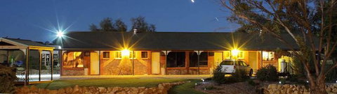 Morgan Colonial Motel - Sunshine Coast Tourism 0