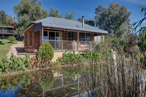 Evanslea - Sunshine Coast Tourism 0