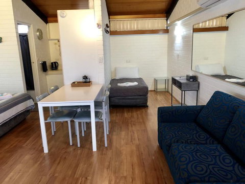 Jetty Motel The Entrance - Holiday Sunshine Coast 5